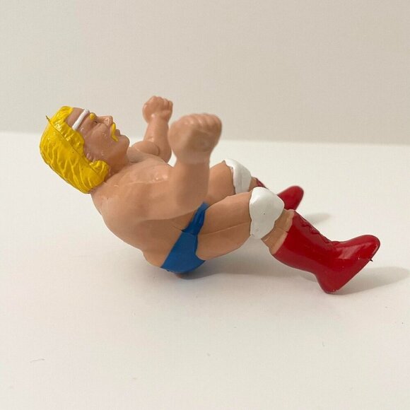 Vintage KO Thumb Wrestler Hulk Hogan WWF WCW Wrestling Toy - Picture 12 of 16